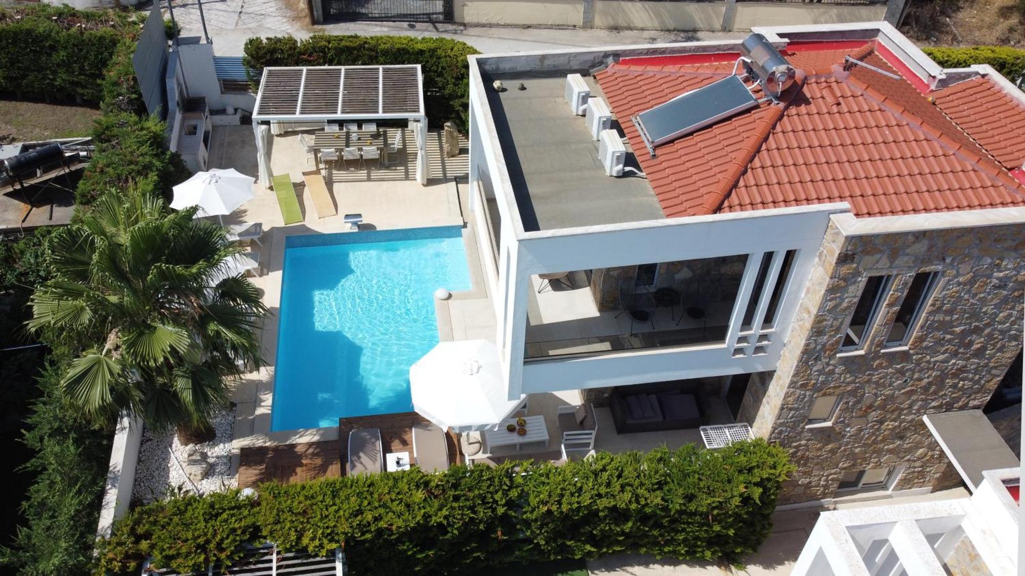 Villa Douglas - Private Pool, Bbq, 4Bdrms, View Pefkochori Exterior photo