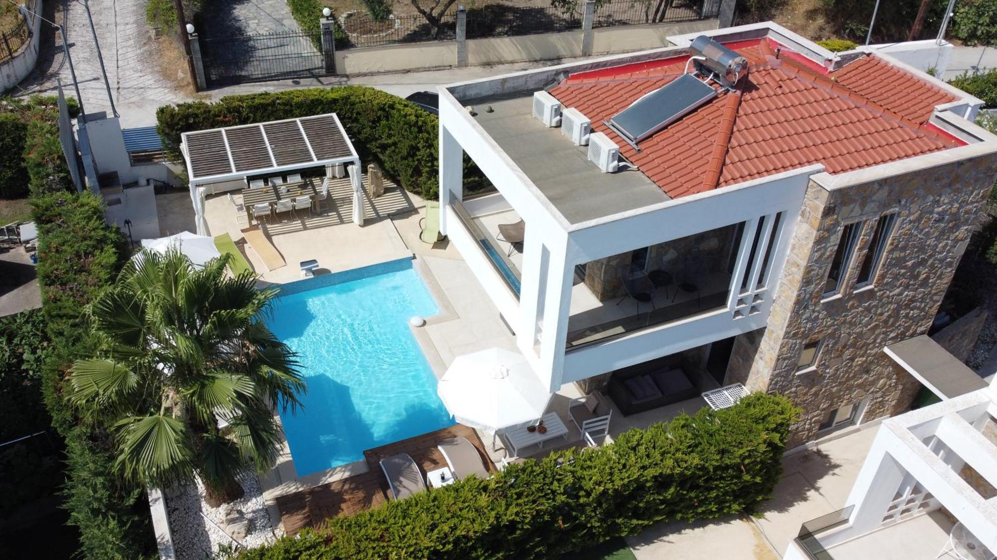 Villa Douglas - Private Pool, Bbq, 4Bdrms, View Pefkochori Exterior photo