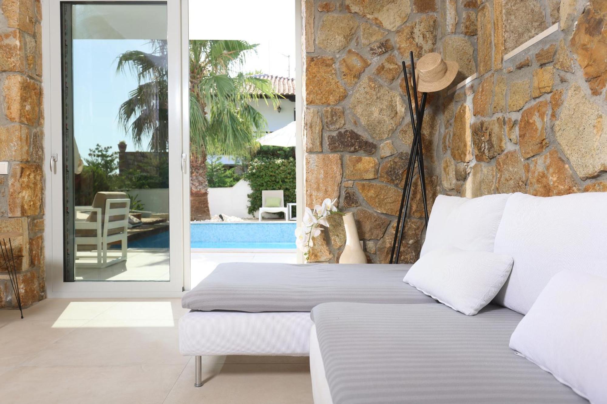 Villa Douglas - Private Pool, Bbq, 4Bdrms, View Pefkochori Exterior photo